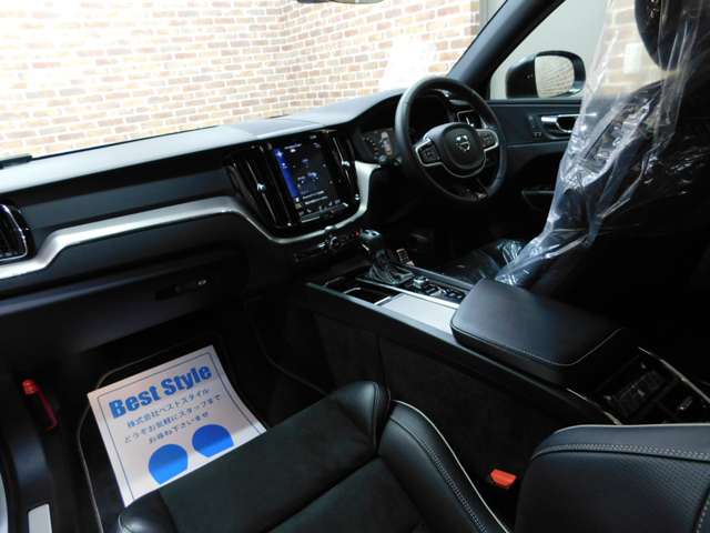 Volvo XC60 6