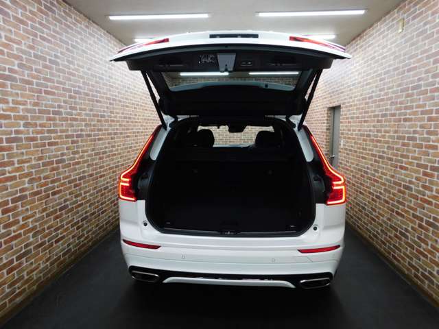 Volvo XC60 8