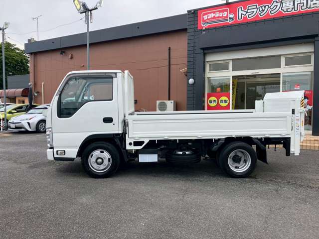 Isuzu Elf 8