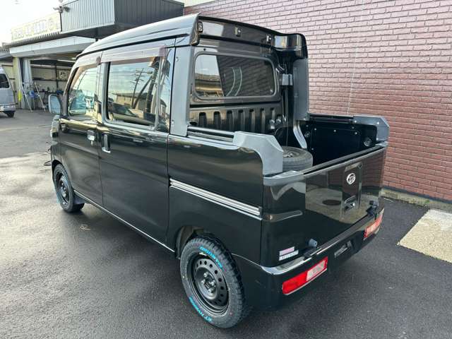 Daihatsu Hijet Deck Van 8