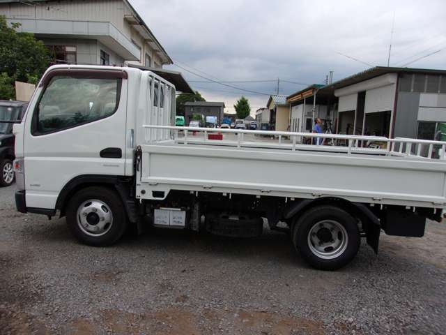 Mitsubishi Fuso Canter 9