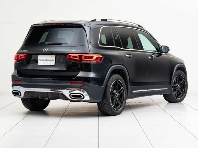 Mercedes-Benz GLB 12