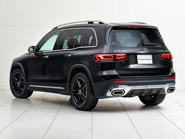 Mercedes-Benz GLB 10