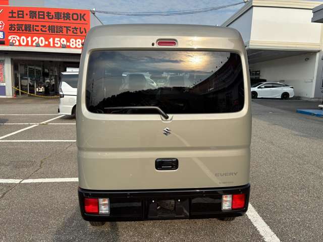 Suzuki Every 11
