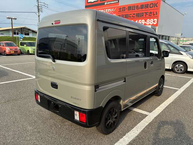 Suzuki Every 12