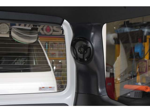 Toyota Hiace Van 11