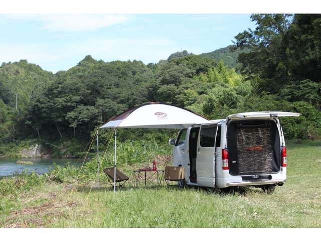 Toyota Hiace Van 9