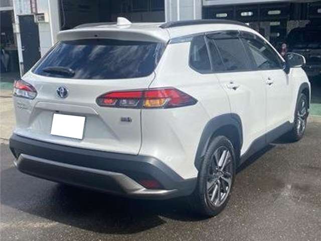 Toyota Corolla Cross 8