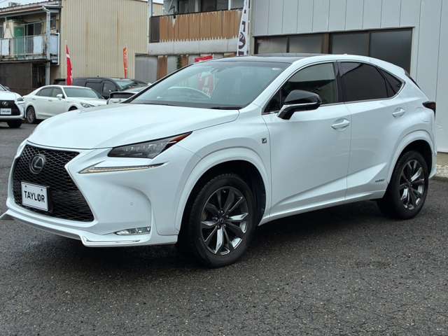 Lexus NX 8