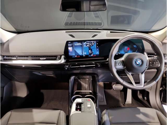 BMW iX1 5