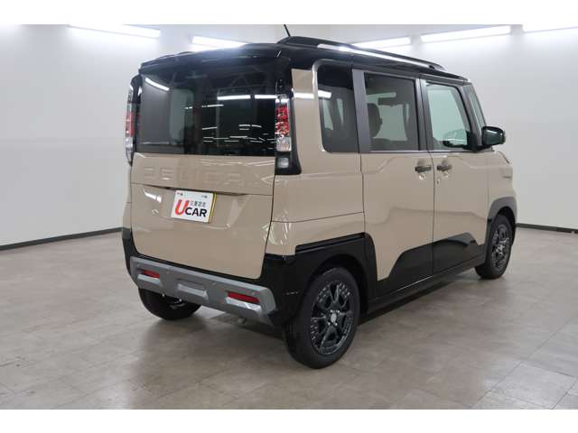 Mitsubishi Delica Mini 6
