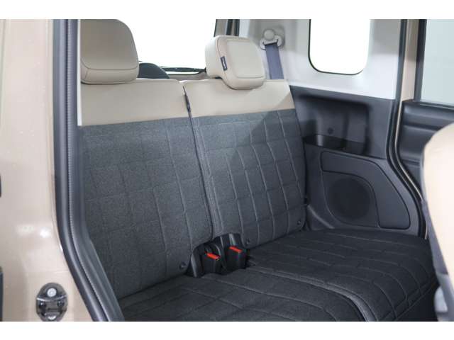 Mitsubishi Delica Mini 9