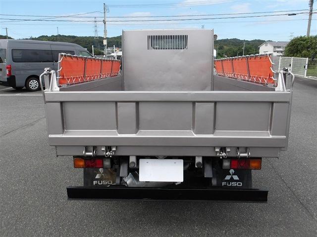 Mitsubishi Fuso Canter 6
