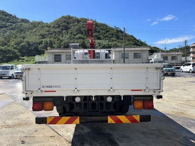 Isuzu Forward 4