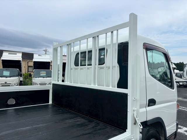 Mitsubishi Fuso Canter 9