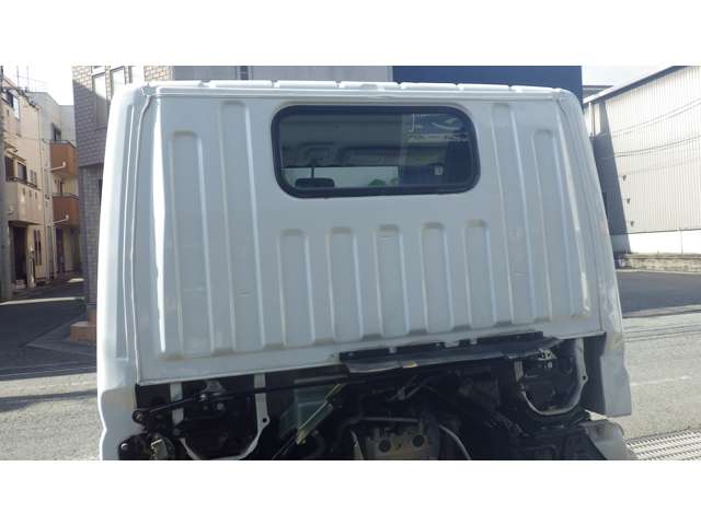 Mitsubishi Fuso Canter 11