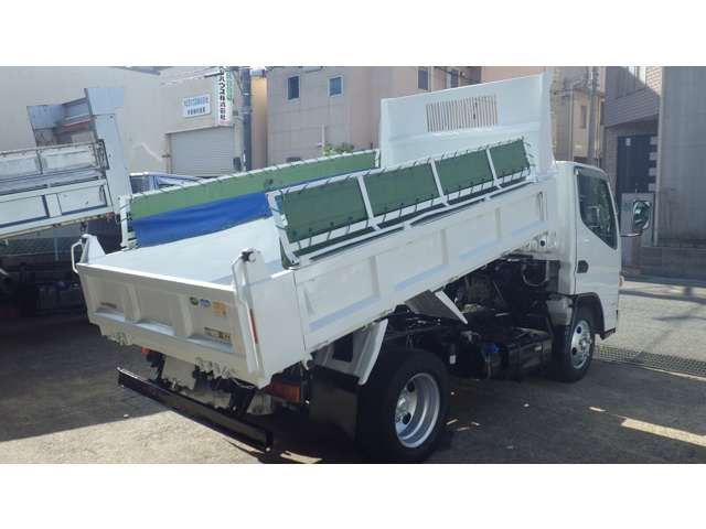 Mitsubishi Fuso Canter 3