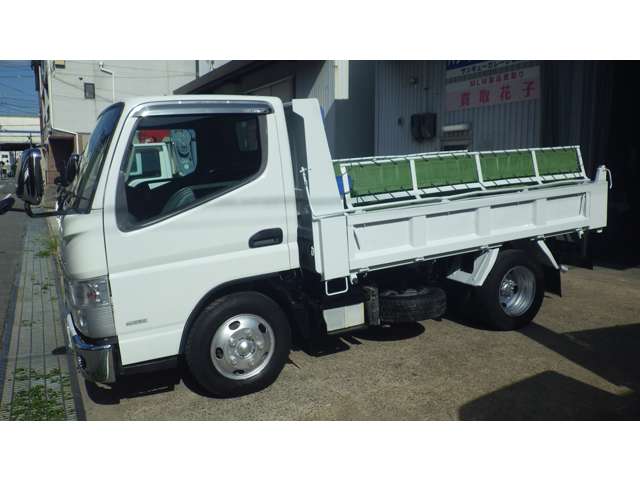 Mitsubishi Fuso Canter 9