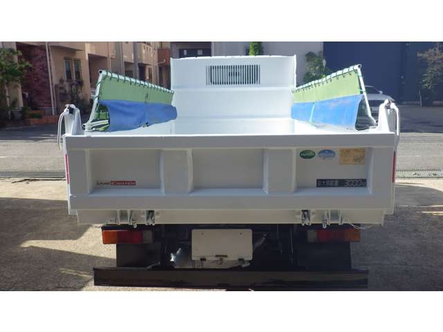 Mitsubishi Fuso Canter 10