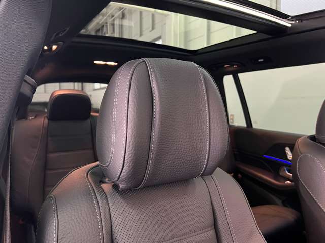 Mercedes-Benz GLS 7