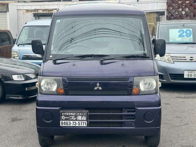 Mitsubishi Minicab Van 2