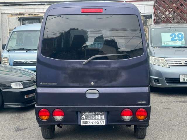 Mitsubishi Minicab Van 7