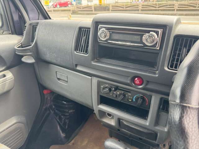 Mitsubishi Minicab Van 10