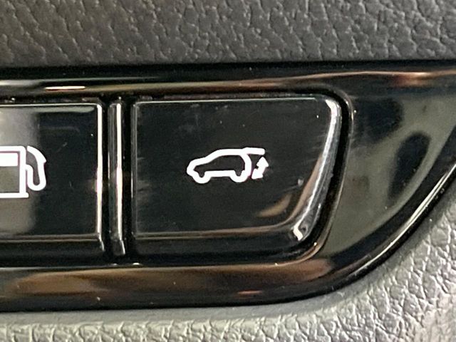 Lexus NX 7