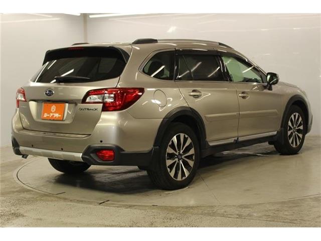 Subaru Legacy Outback 6