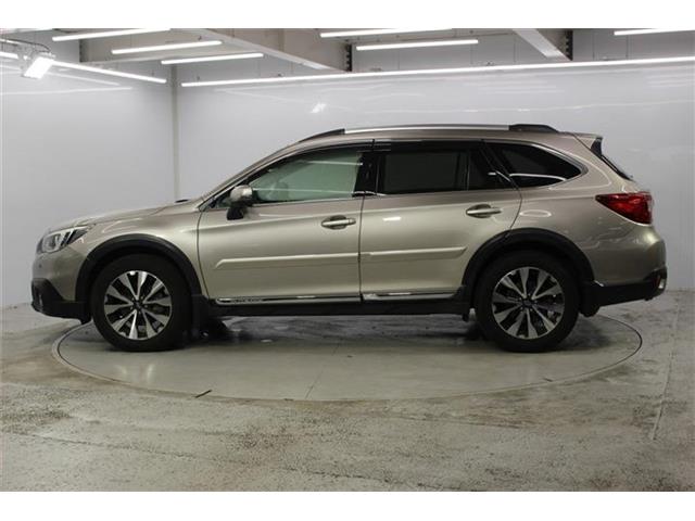 Subaru Legacy Outback 9