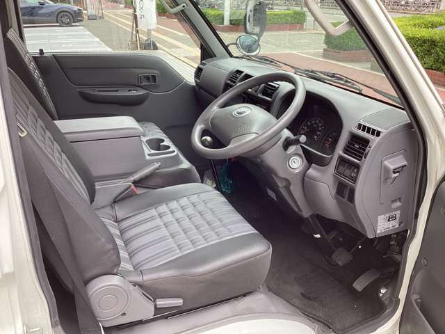 Mazda Bongo Truck 11