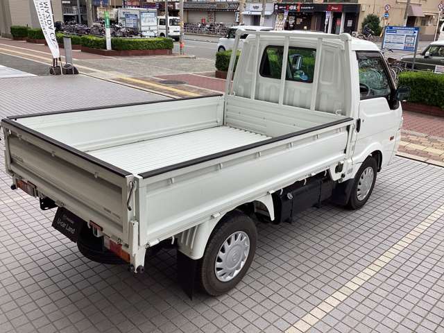 Mazda Bongo Truck 4