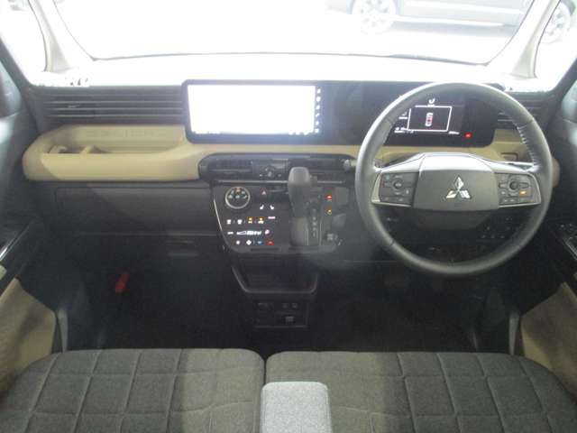 Mitsubishi Delica Mini 2