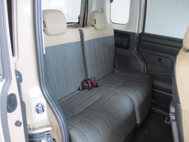 Mitsubishi Delica Mini 10