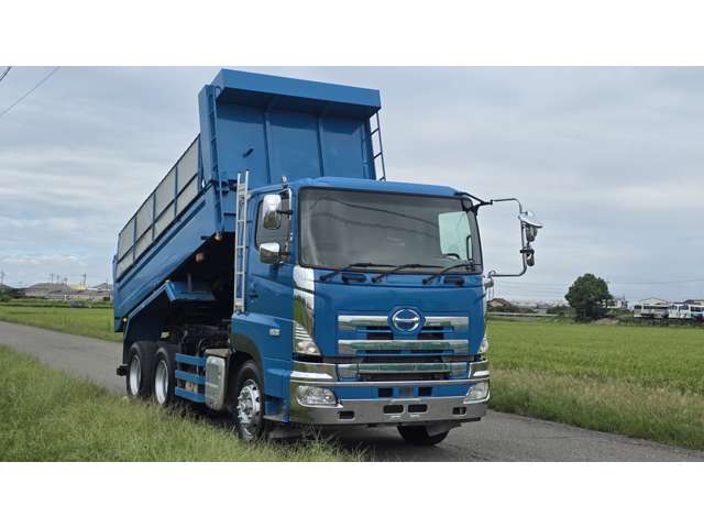 Hino Profia 7