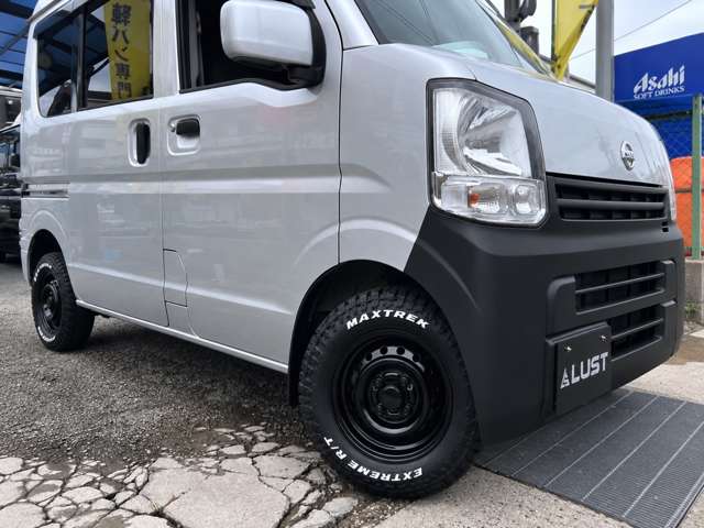 Nissan NV100 Clipper 12
