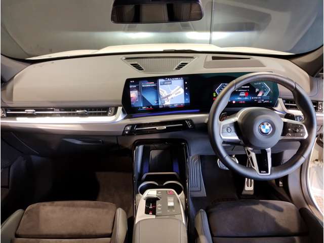 BMW X1 12