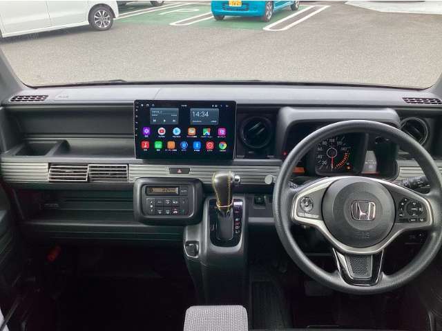 Honda N-VAN 10