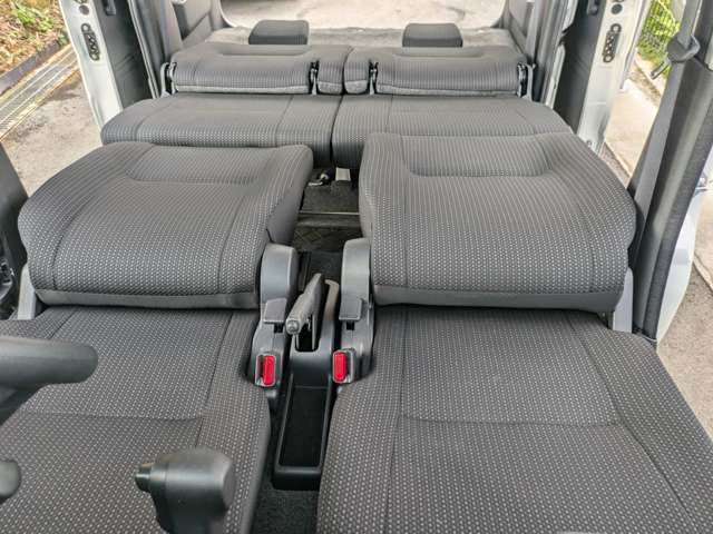 Daihatsu Hijet Cargo 11