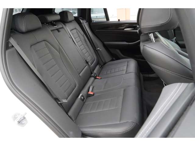 BMW X3 7
