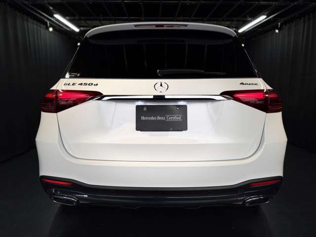 Mercedes-Benz GLE 8
