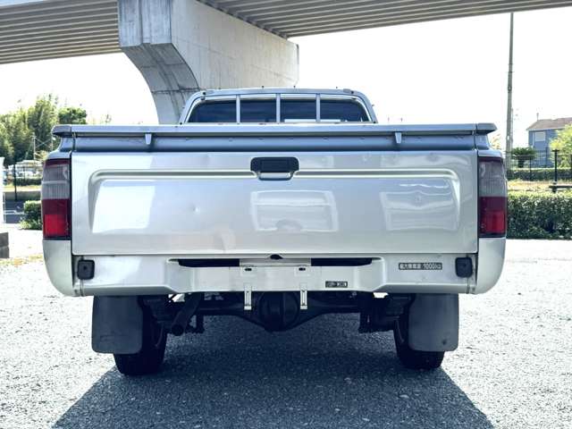 Toyota Hilux 7