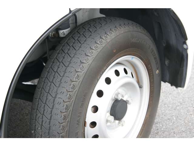 Nissan NV100 Clipper 8