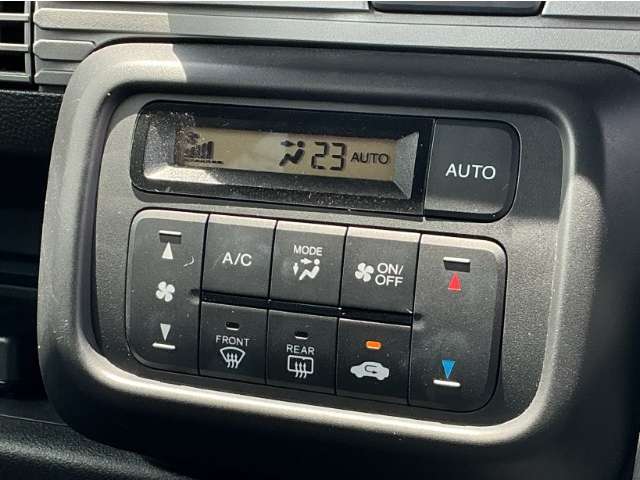 Honda N-VAN 9