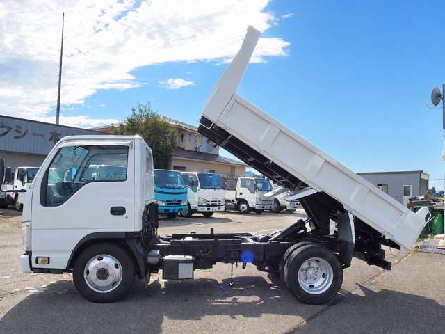 Isuzu Elf 5