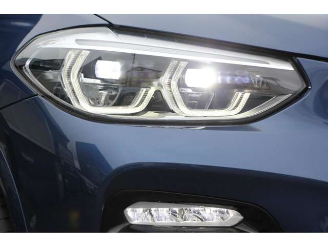 BMW X3 4