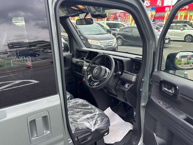 Honda N-VAN 12
