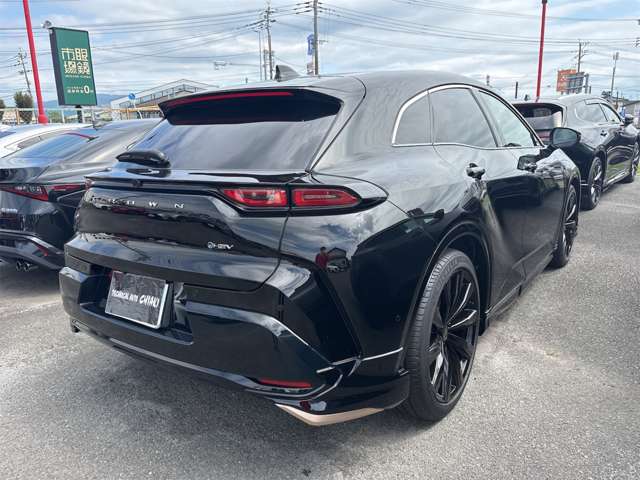 Toyota Crown Sport 5