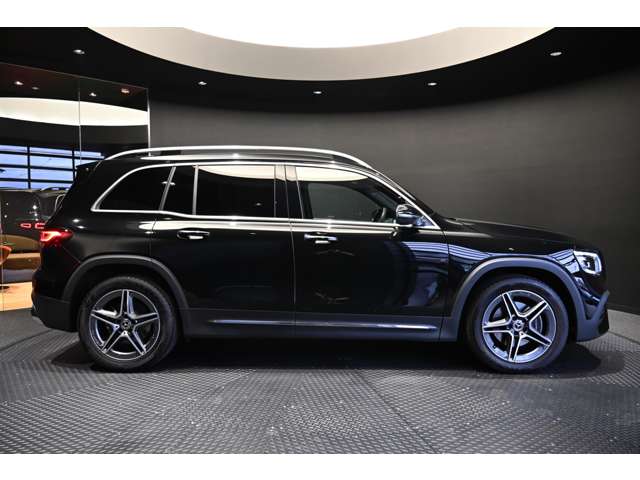 Mercedes-Benz GLB 4