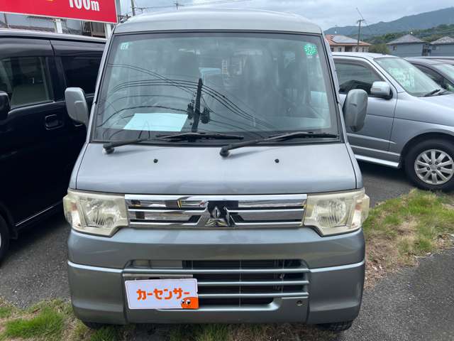 Mitsubishi Minicab Van 2